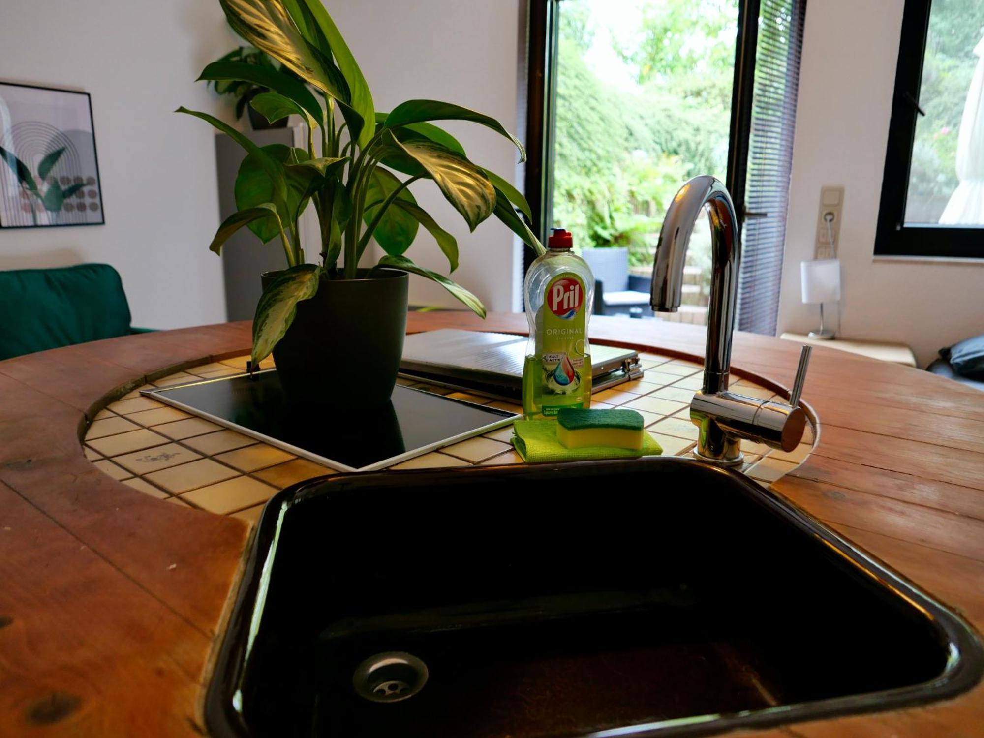 Schoenes Apartment Mit Terrasse Im Steingarten บาด วิลเบล ภายนอก รูปภาพ