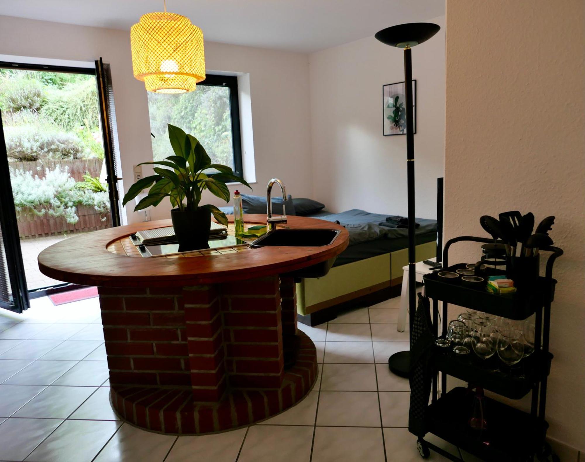 Schoenes Apartment Mit Terrasse Im Steingarten บาด วิลเบล ภายนอก รูปภาพ